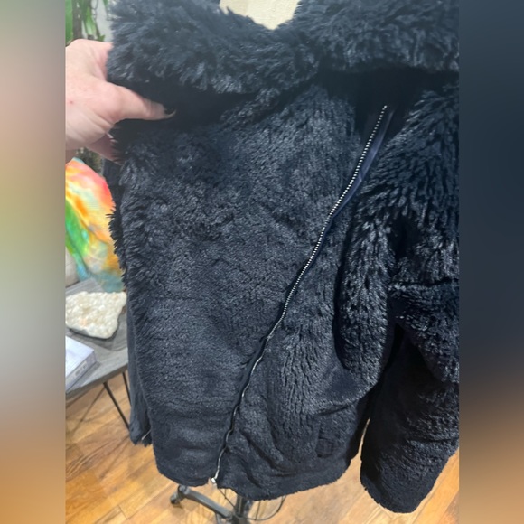 A/OK Faux Fur Coat Black Jacket Cozy Luxurious Glam Winter M/L - Picture 10 of 13